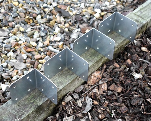 Corner edge timber railway - corner,