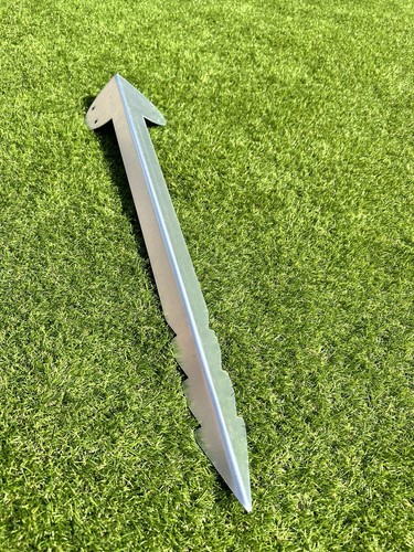 Giant corner bracket - giant,